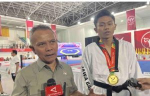 PON 2024: Sertu Adam Yazid Torehkan Hat-trick Medali Emas Taekwondo